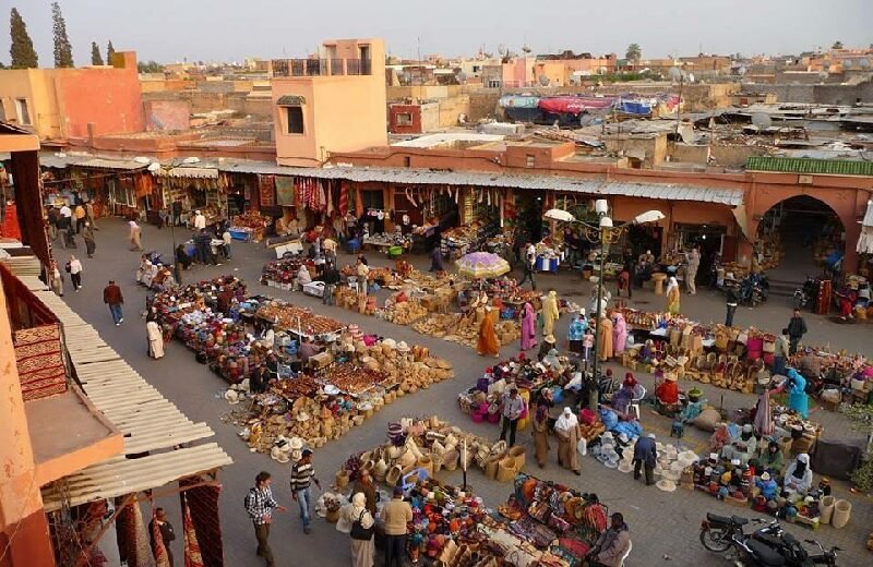 Esplorate la ricca storia e il patrimonio culturale del Marocco settentrionale.