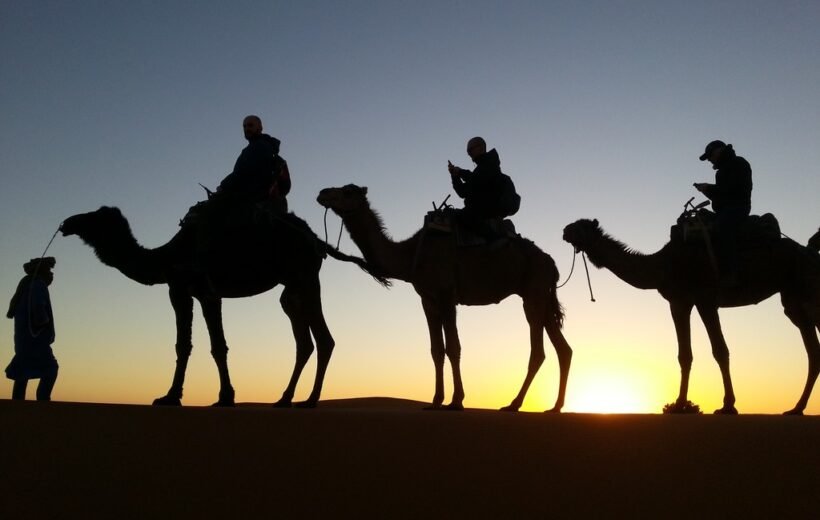 Tour di 4 giorni da Agadir al deserto dell'Erg Chegaga e alle Kasbah dell'UNESCO